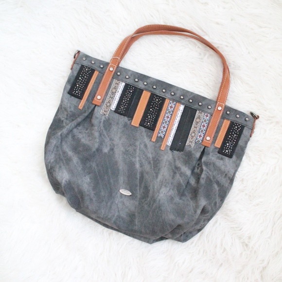 Fashion Leather Bag - Picture 2 of 6